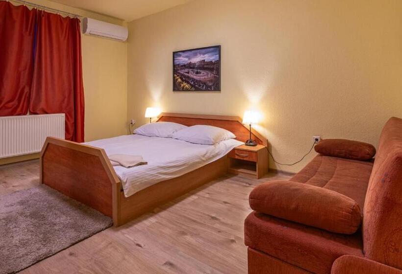 تختخواب و صبحانه Kisduna étterem Panzió