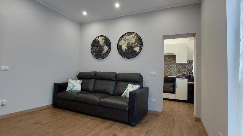 مبيت وإفطار La Porta Verde 8