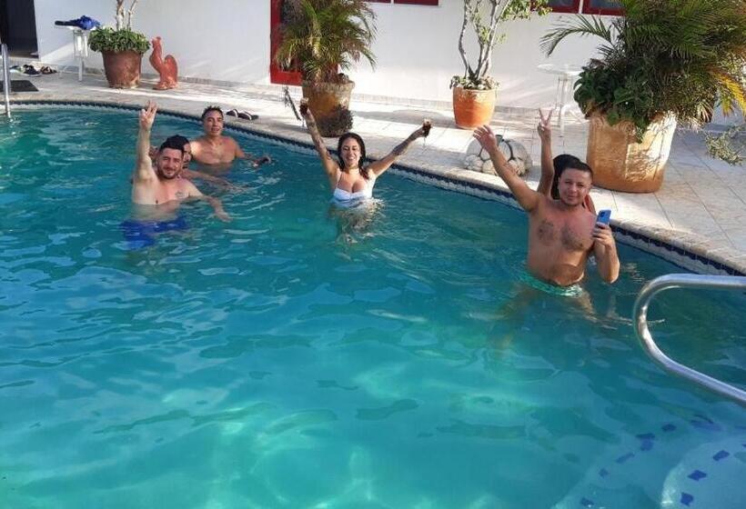 First Day Hotel On Aruba!