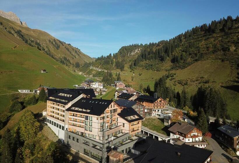 Heimat 1495m Appartement Typ 6