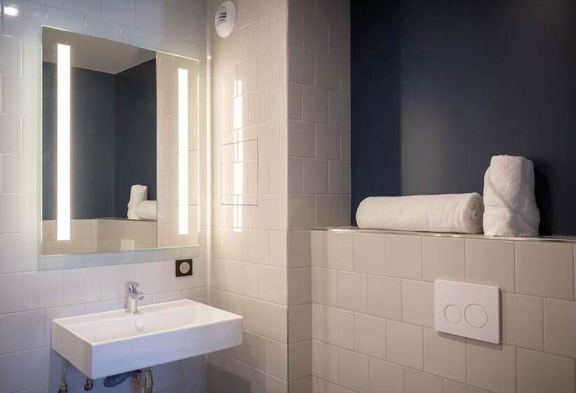 هتل Best Western 11bauer Paris Saint Ouen