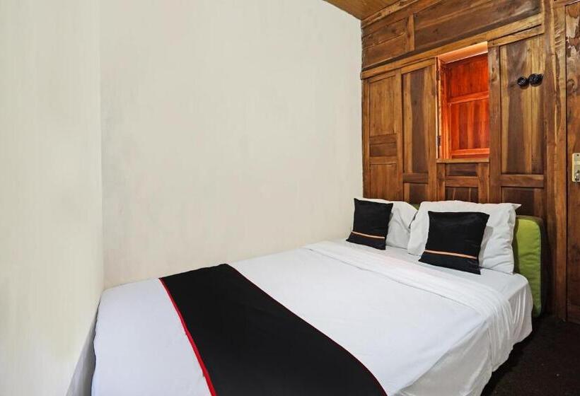 בית מלון כפרי Lembah Mbalong Resort Mitra Reddoorz Near Exit Tol Singosari