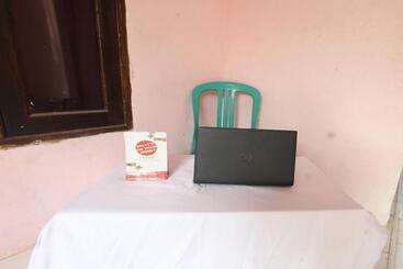 هتل Oyo 93246 Kanditha Homestay