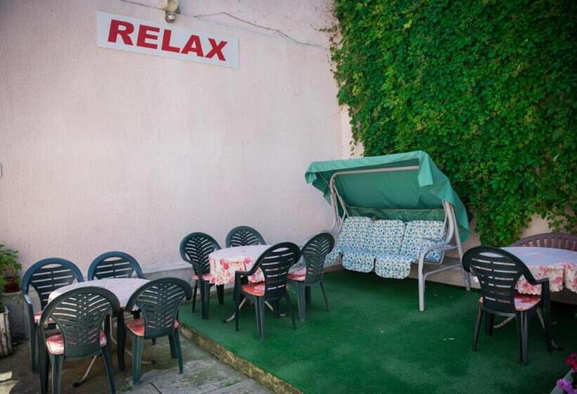 هتل Relax
