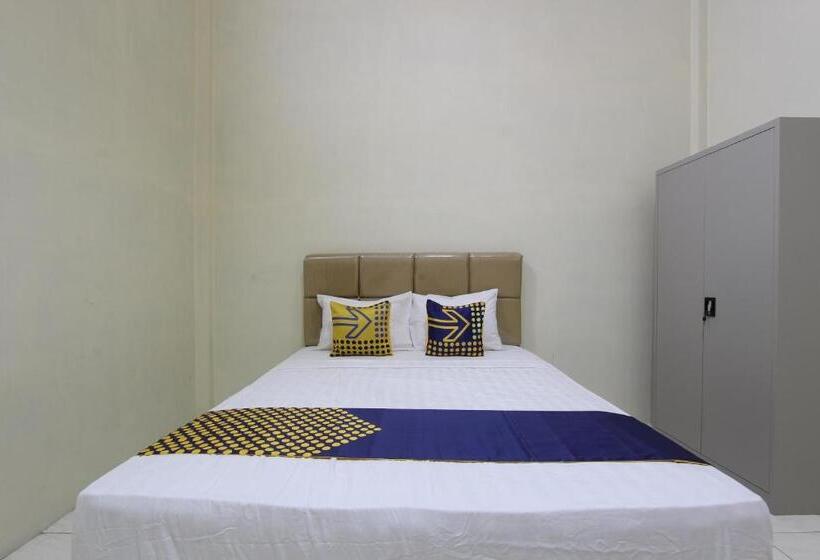 בית מלון כפרי Spot On 93245 Guest House Mulia Dua Syariah