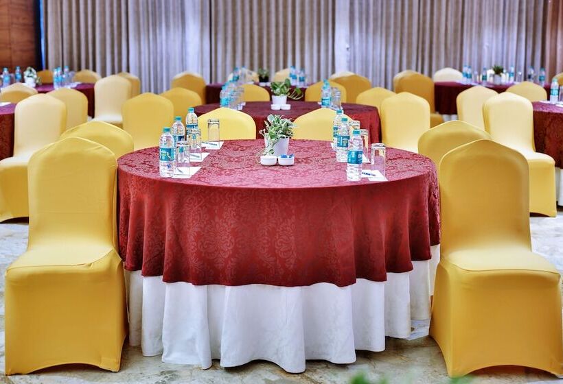 هتل The Fern Residency Ajmer
