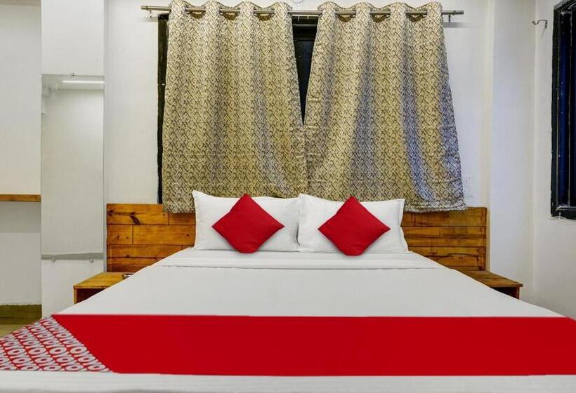 Oyo Hotel Paradise