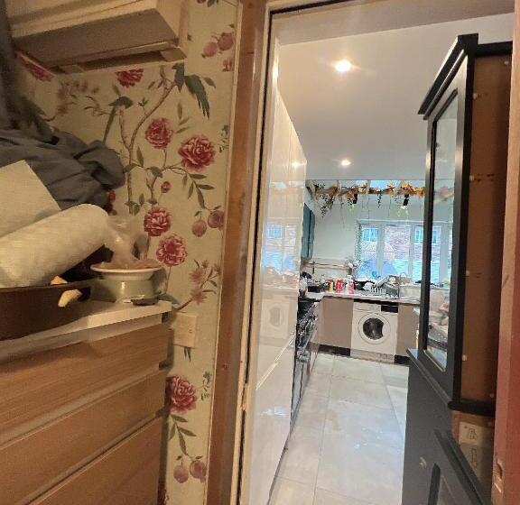 Пансион Detached House A Room In Essex