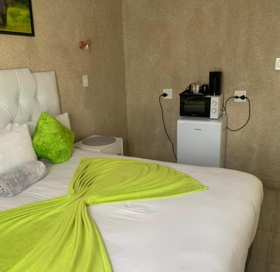 پانسیون Nonesi Lodge 2