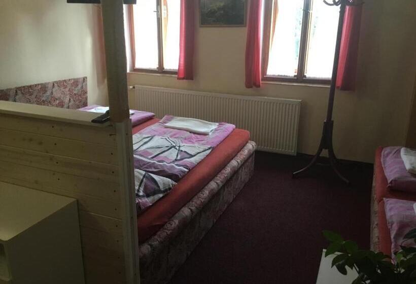 پانسیون Penzion Real