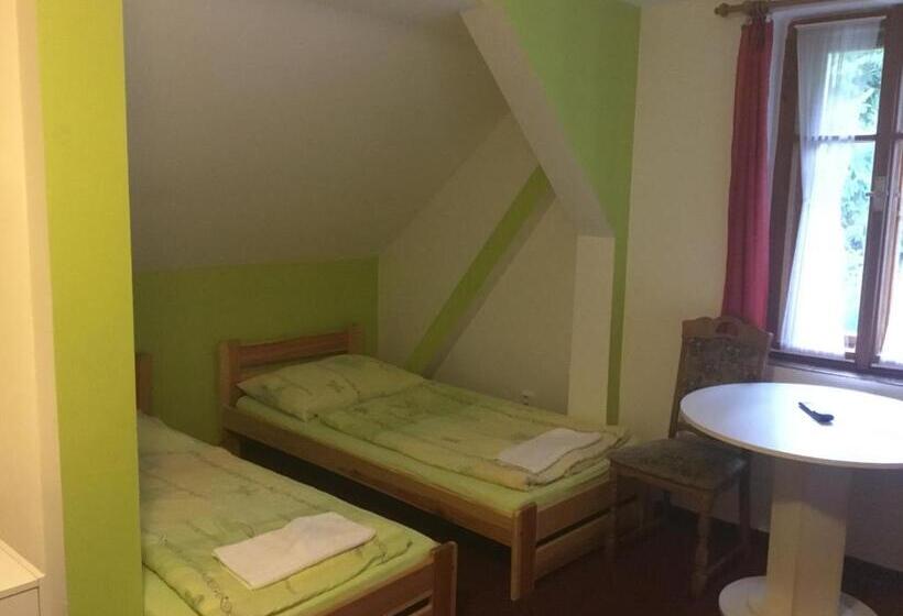 پانسیون Penzion Real