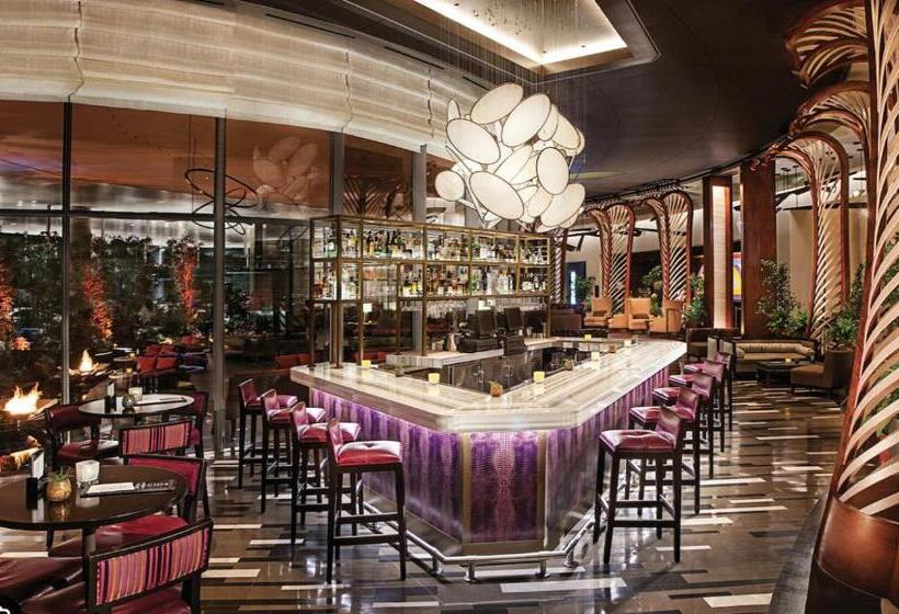 Vdara Hotel Premium Studio Suite  Free Valet Parking
