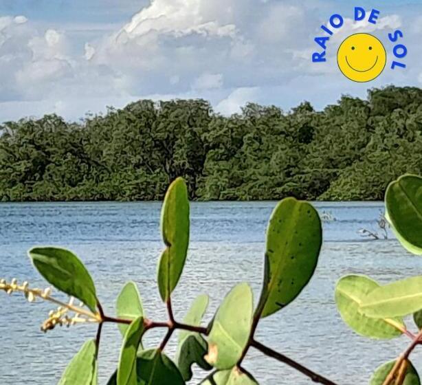 ユースホステル Pousada Raio De Sol   Ilha De Itaparica  Catu á 150 M Da Praia