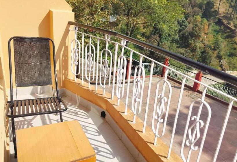 فندق Chaitanya Inn