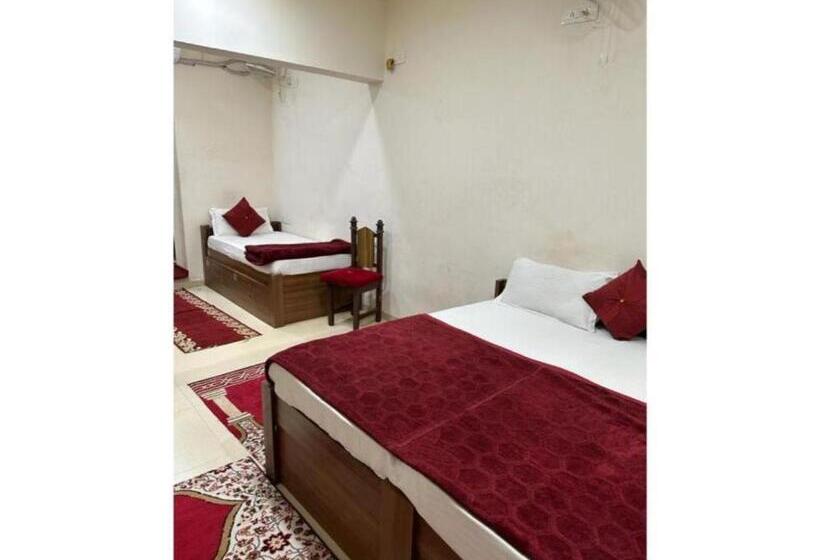 هتل Desert Inn, Bhuj