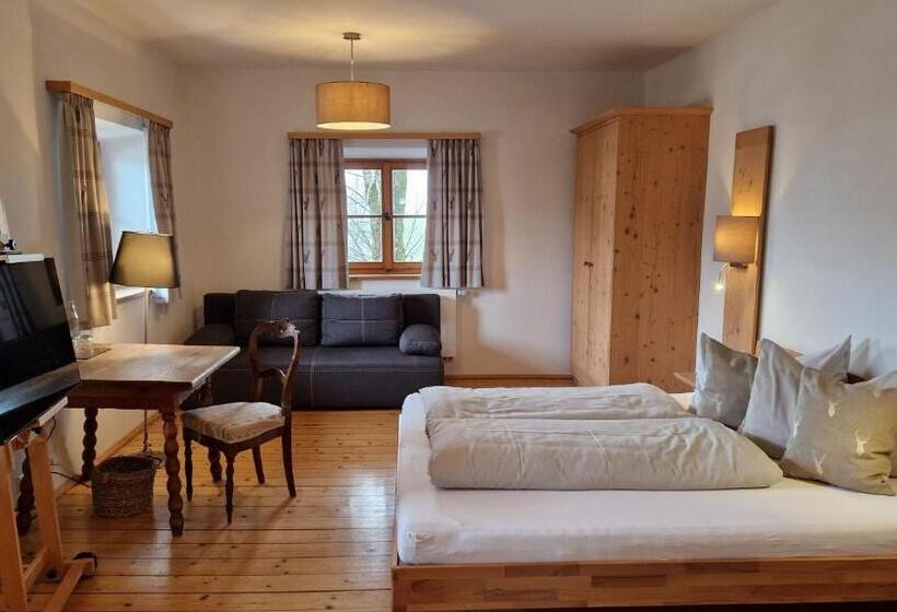 Отель Landgasthof Alter Wirt