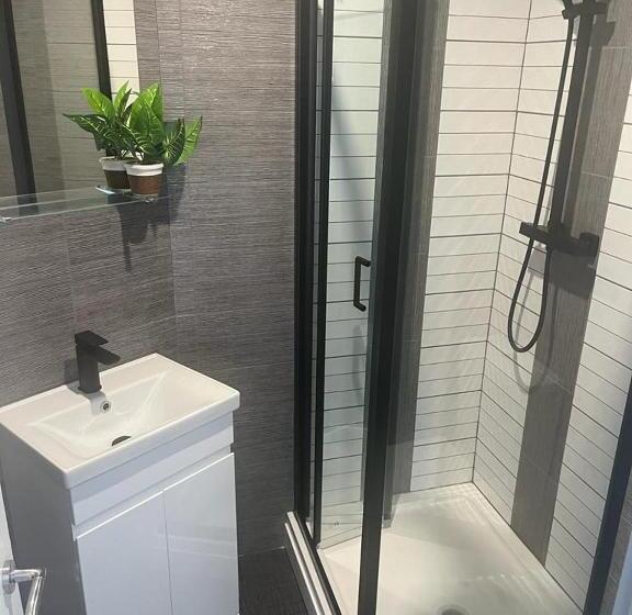 هتل Rooms