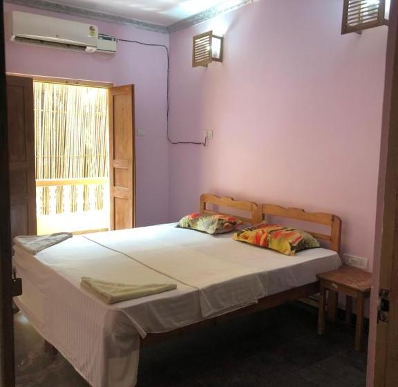 فندق Thomas Beach Guesthouse