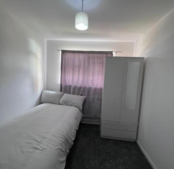 پانسیون 7 Venus Road Room 1