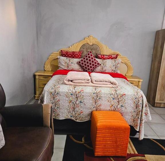 Pension Happy Stay Guest House Klerksdorp