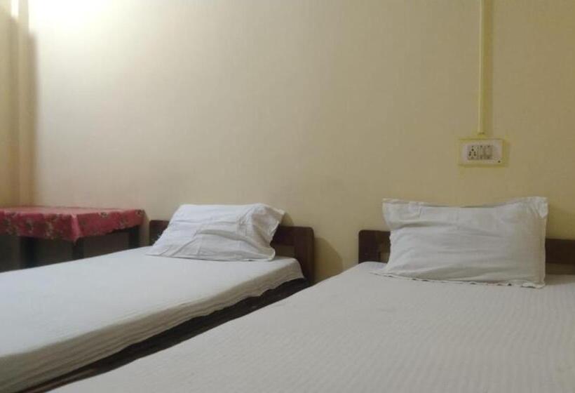 پانسیون Arambol Beach Laxmi Guest House