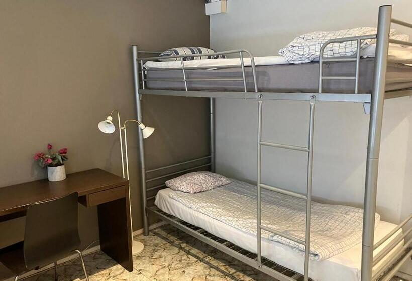 Bella Hostel