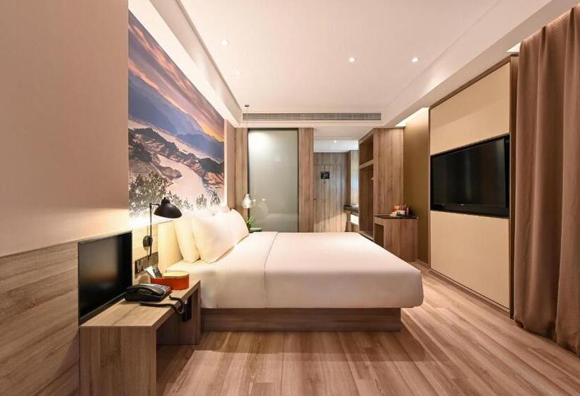 Atour Hotel Shenyang South Station Quanyun Road