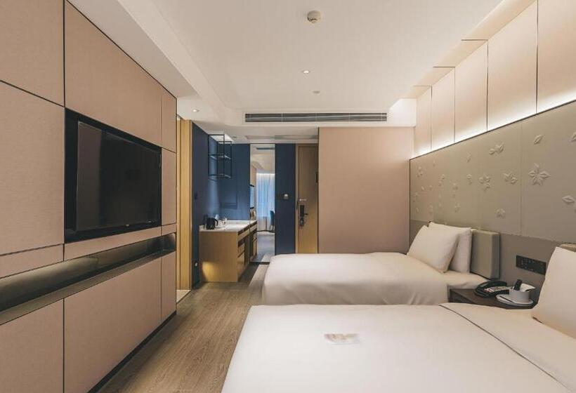 Atour S Hotel Chongqing Crown International