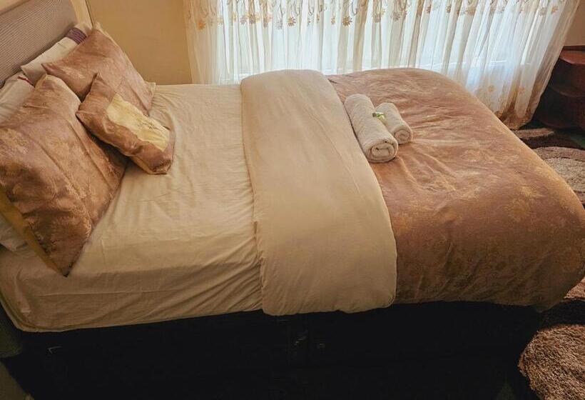 تختخواب و صبحانه Haven Home