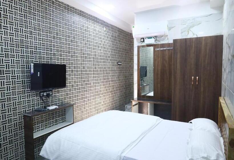 호텔 Ananda Residency