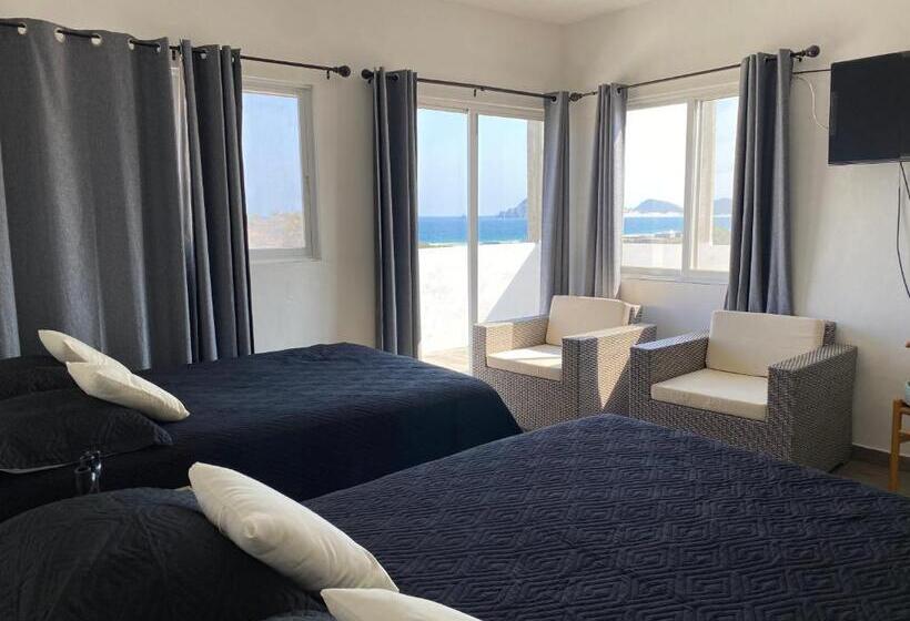 هتل Bungalows Punta Conejo