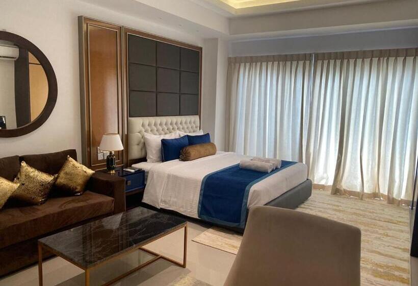 Отель Corundum Breeze Negombo