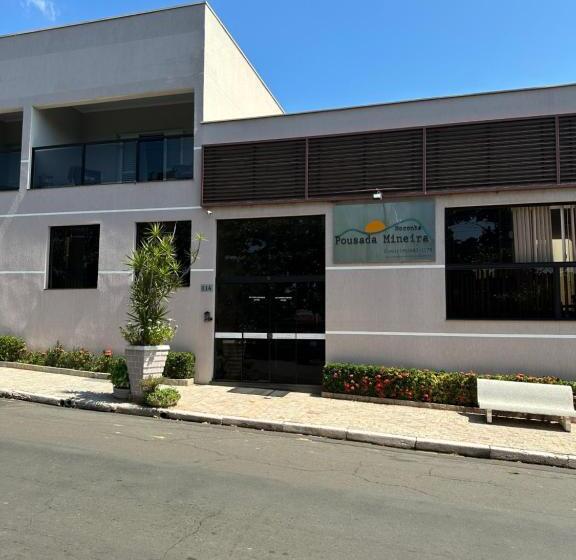 فنادق الكبسولة Pousada Mineira
