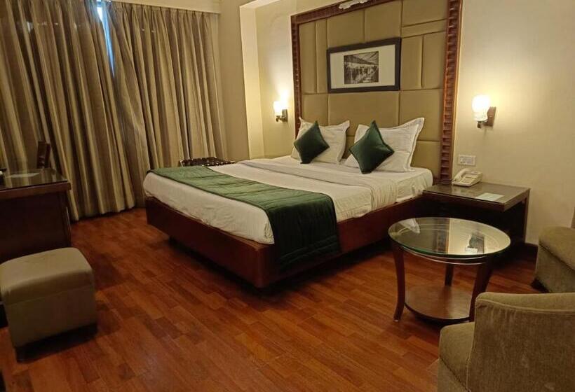 هتل Kalkaji Residency