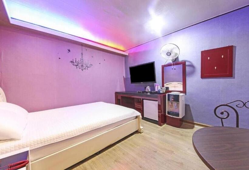 Paldo Motel