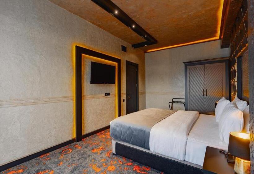 Tapis Rouge Hotel   Luxury Rooms