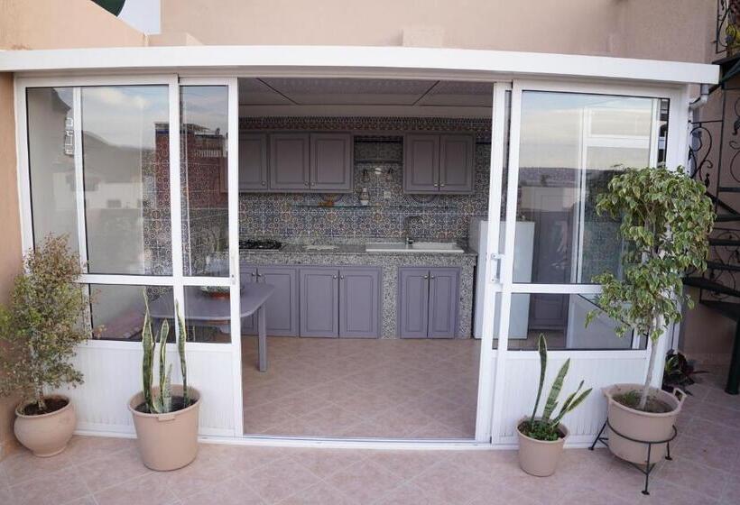 هاستل Tamraght 1