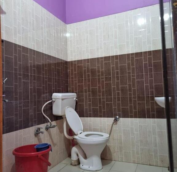 酒店 Aastha And Restaurant