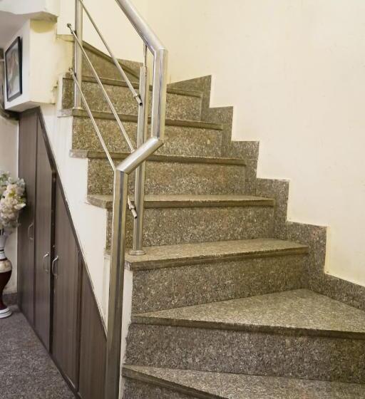 هتل Jerry Residency Foregner Friendly Luxury Rooms