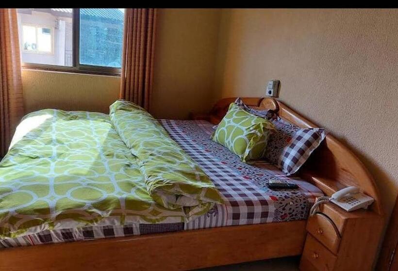 هتل La Chambre De Pat