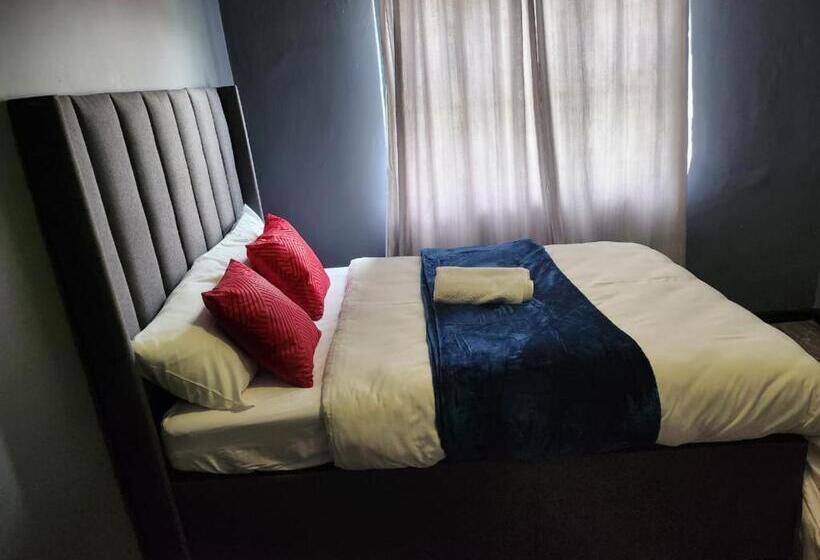 پانسیون Excel Accommodation