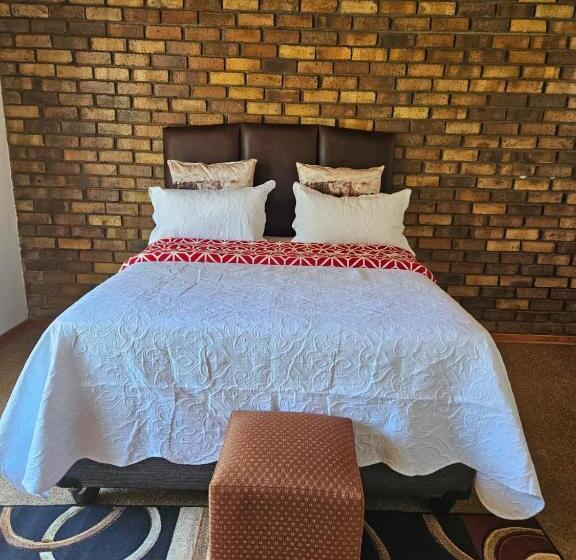 بنسيون Good Life Guest House In Orkney +27731671754