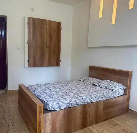 بنسيون Joanns Home Stay