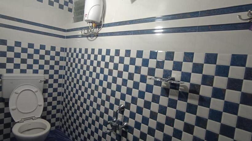 پانسیون Mercy Inn