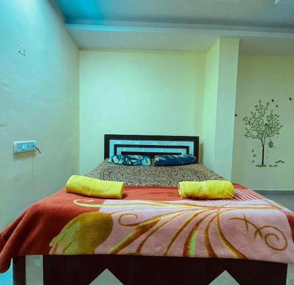 膳宿费 Namaste Nirvana Guest House