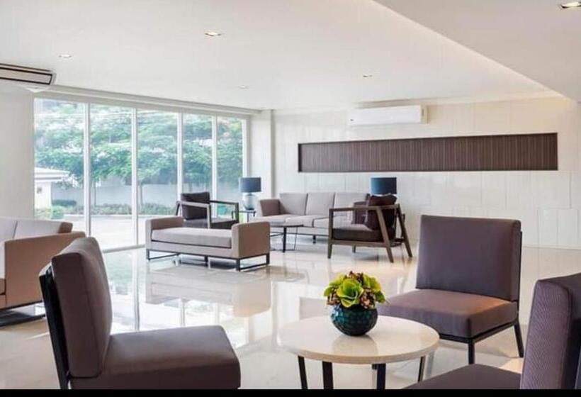 The Narci Suites