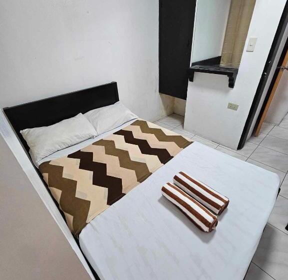 הוסטל Villa Tomasa Boracay Dmall