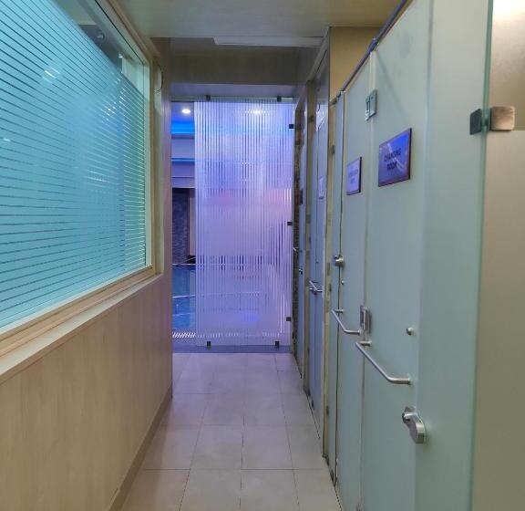 Arco Hotels And Resorts Srinagar