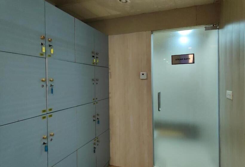 Arco Hotels And Resorts Srinagar