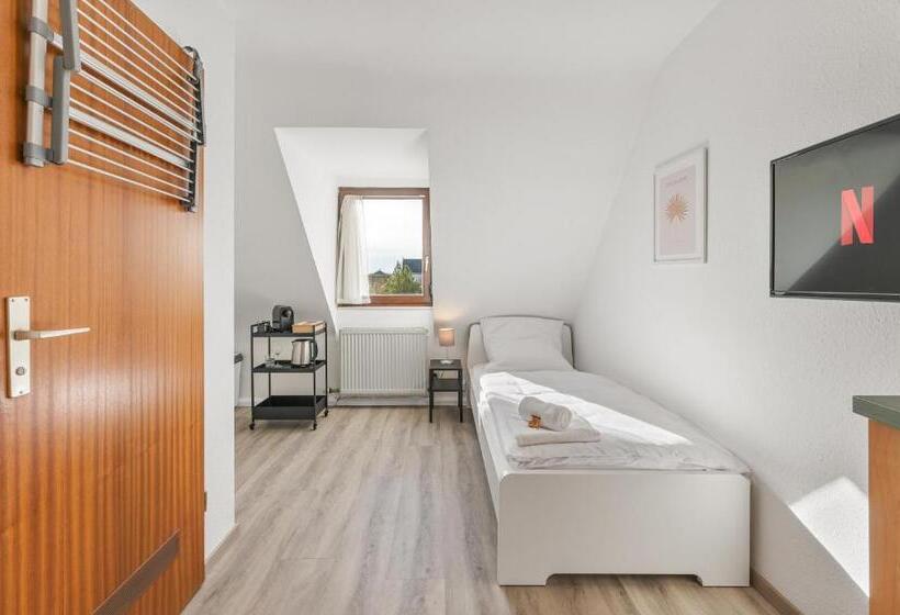 هتل Home2stay Apartmenthaus Heilbronn City Kitchen Parking Highspeed Wifi Washroom